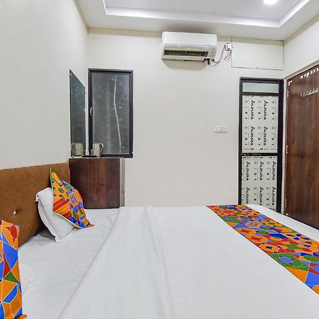 Fabexpress Devani Palace Удджайн Экстерьер фото